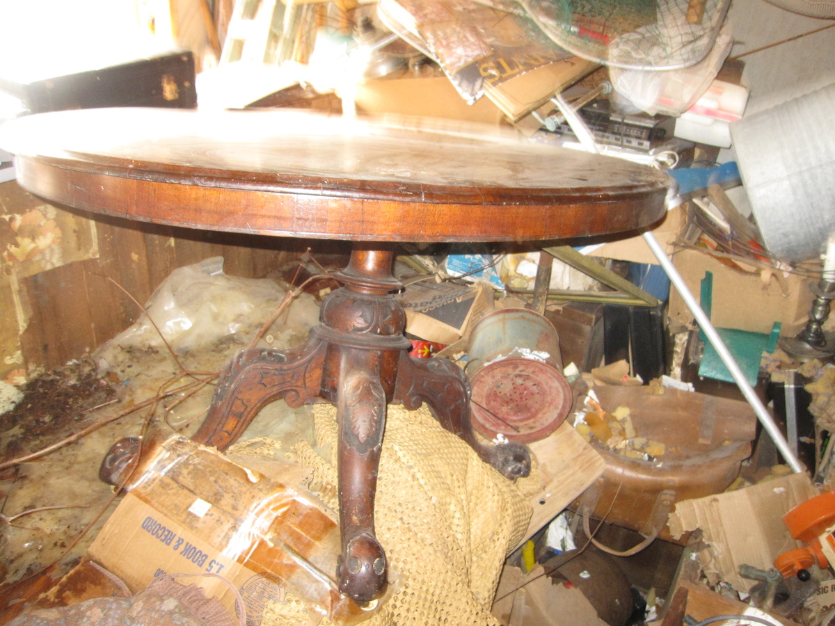 regency breakfast table tilt top