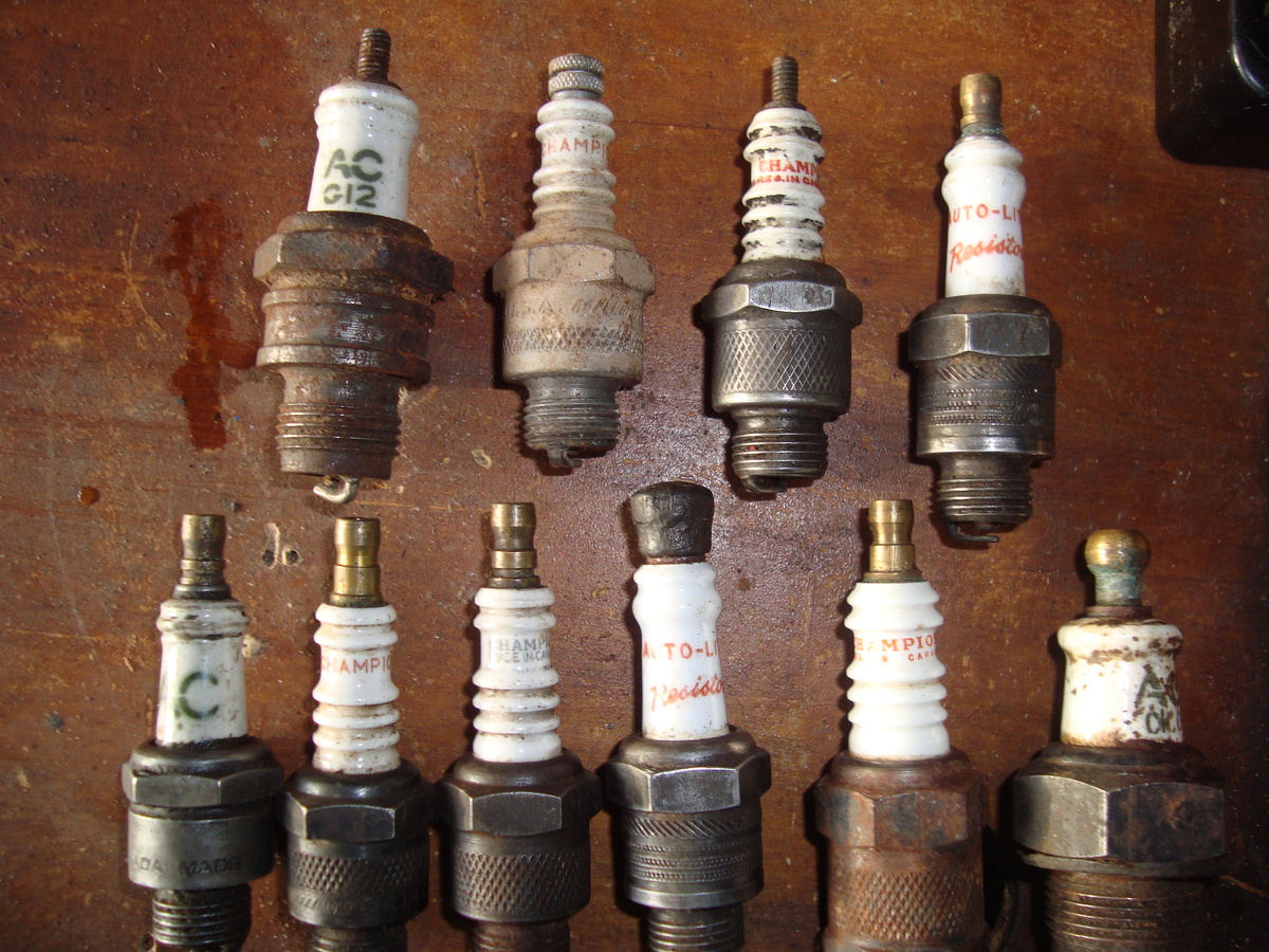 more spark plugs  - Petroliana