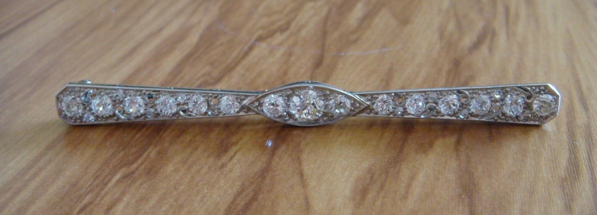 Art Deco brooch