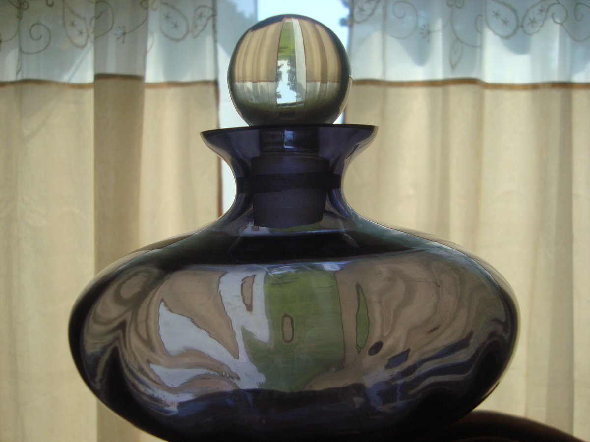 Beautiful purple glass - Art Glass