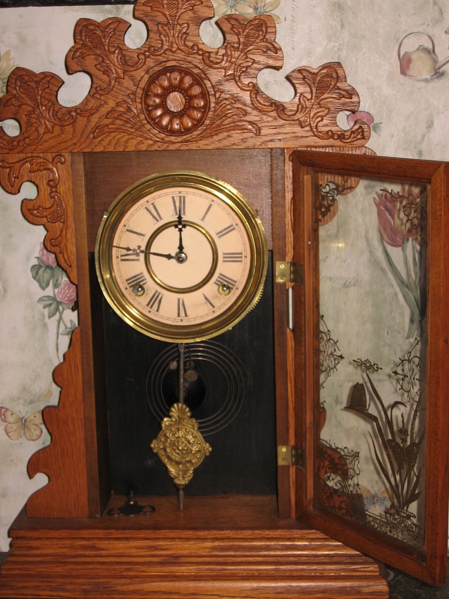 Great -grandmon Corrie's Sessions Mantle Clock