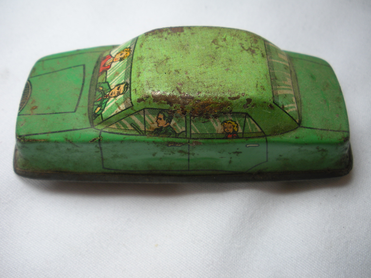 Old Wind-Up Toy Car - Model Cars