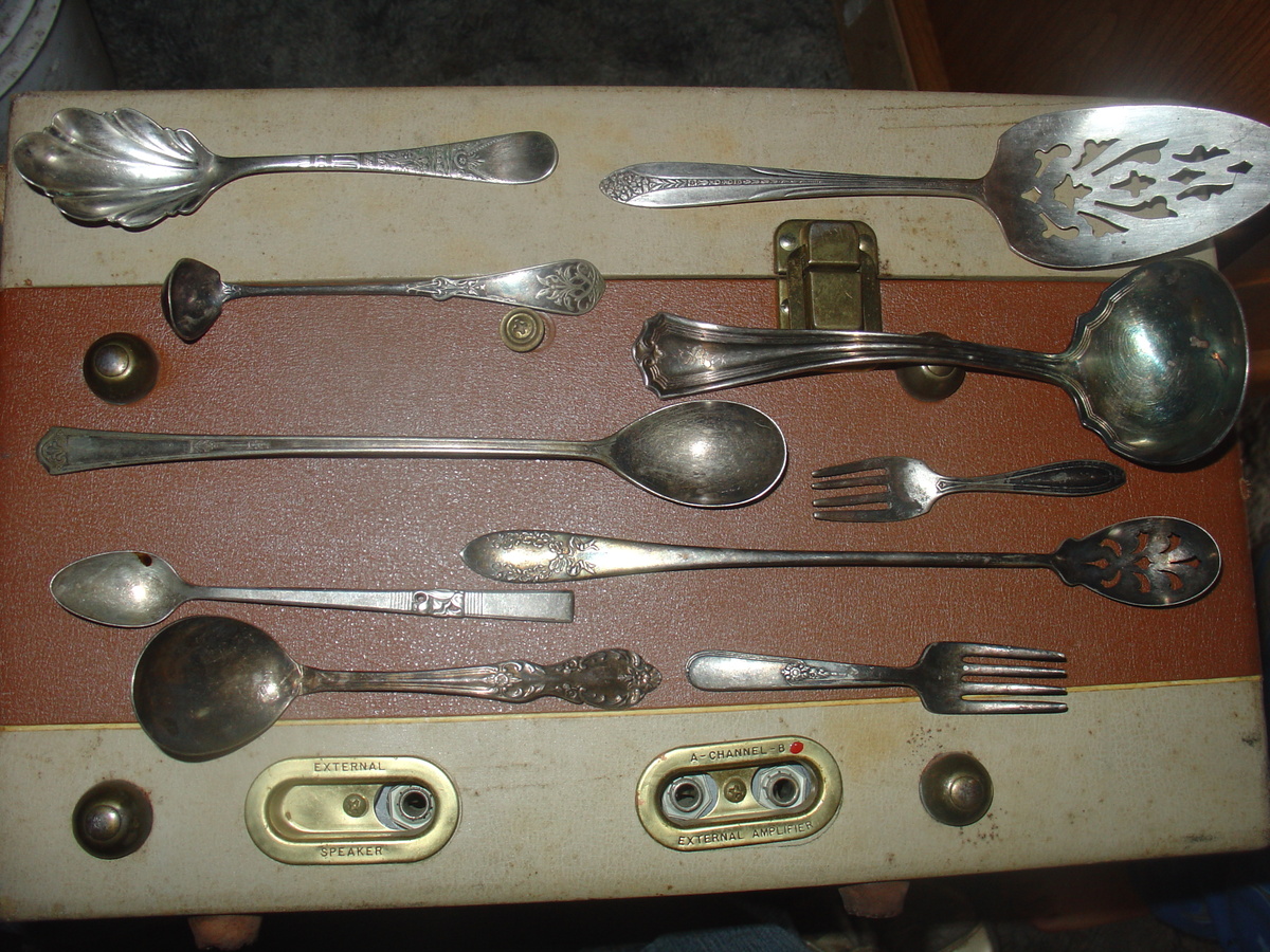 various strange spoons? 