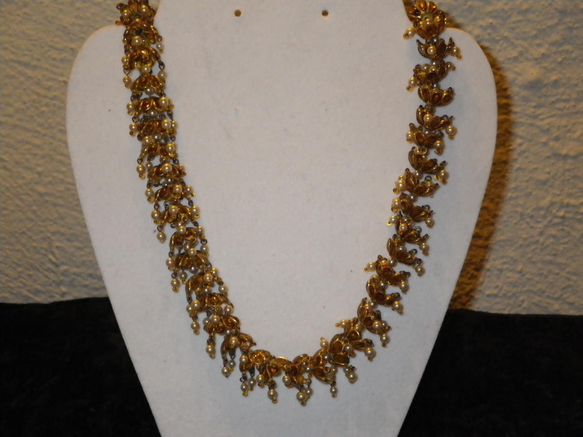 Super unique looking necklace!
