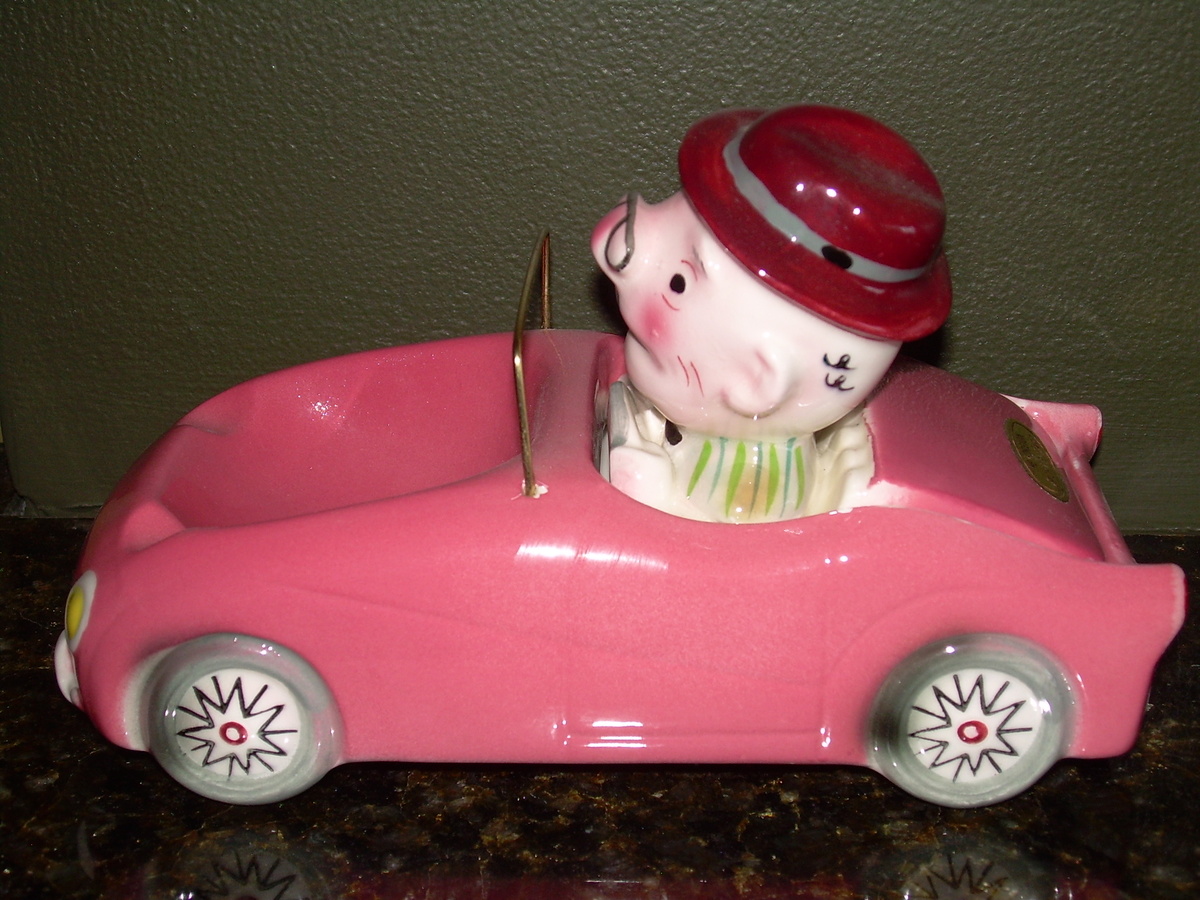 Pink Car Ashtray & holder - Tobacciana