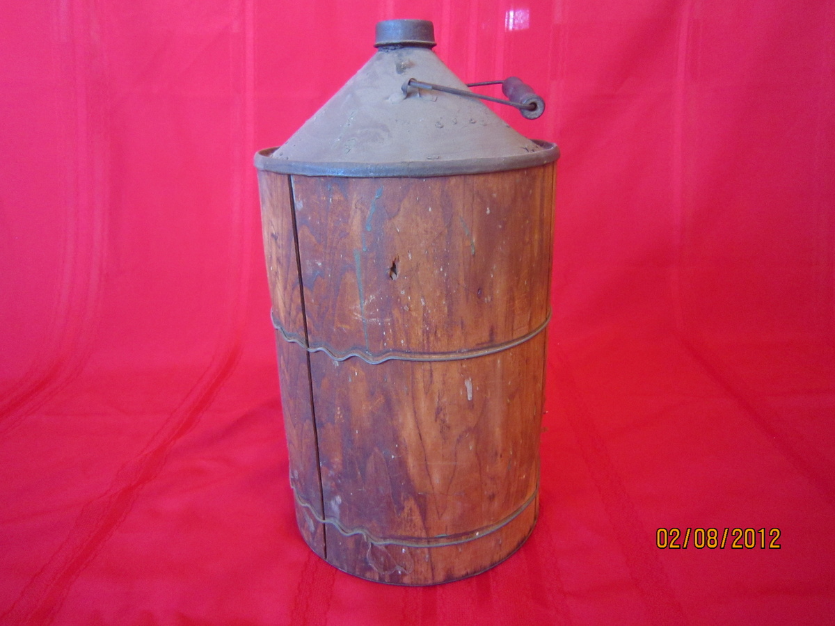 Late 1800's? Standard Varnish Works Wooden Container - Tools and Hardware
