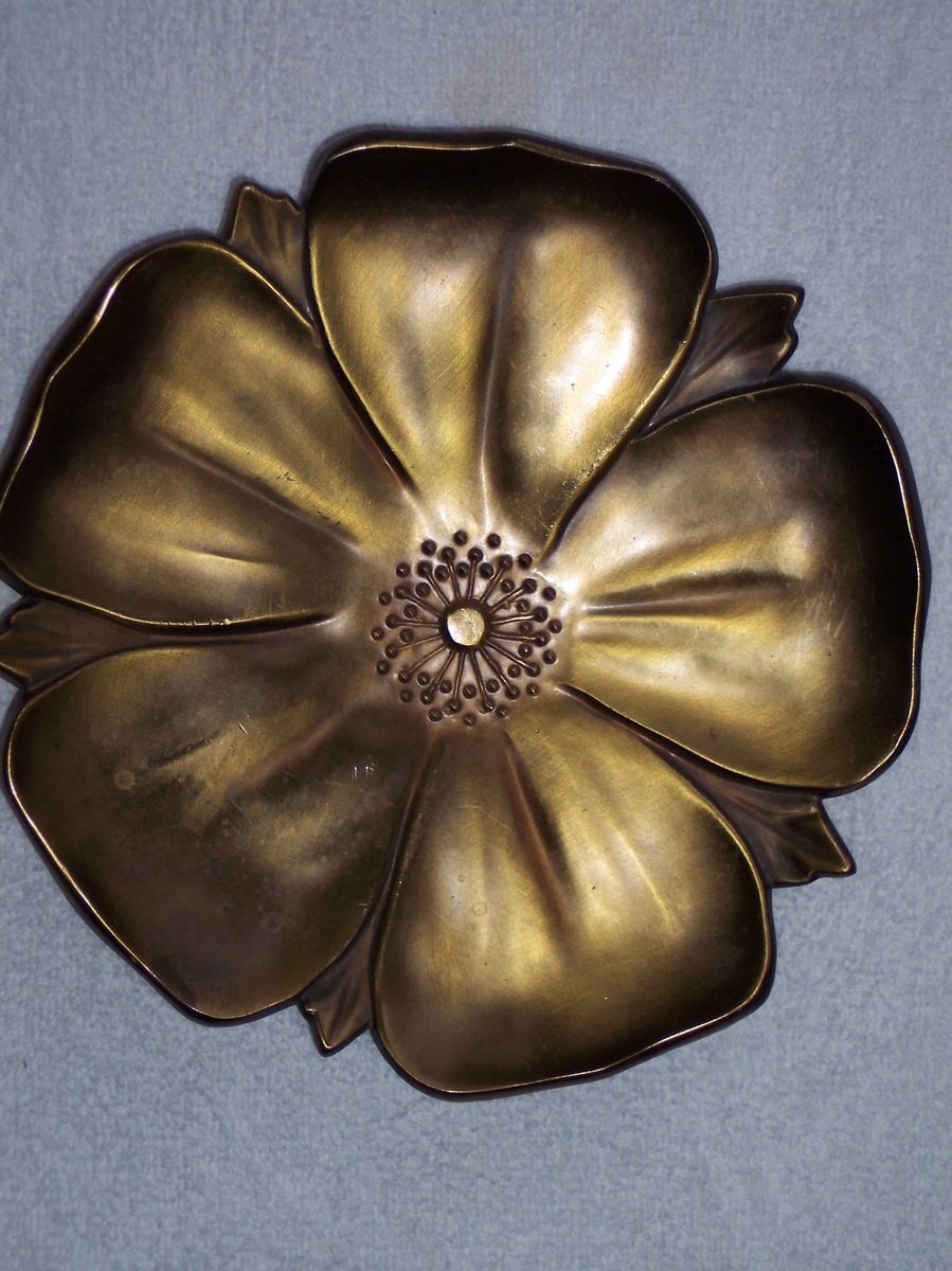 1967 BRONZE MAGNOIAL FLOWER