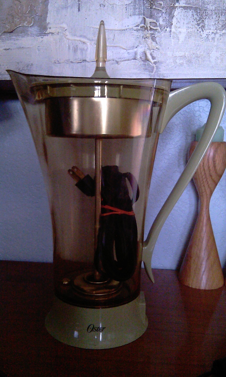 Retro, spacey, Oyster coffee percolator.