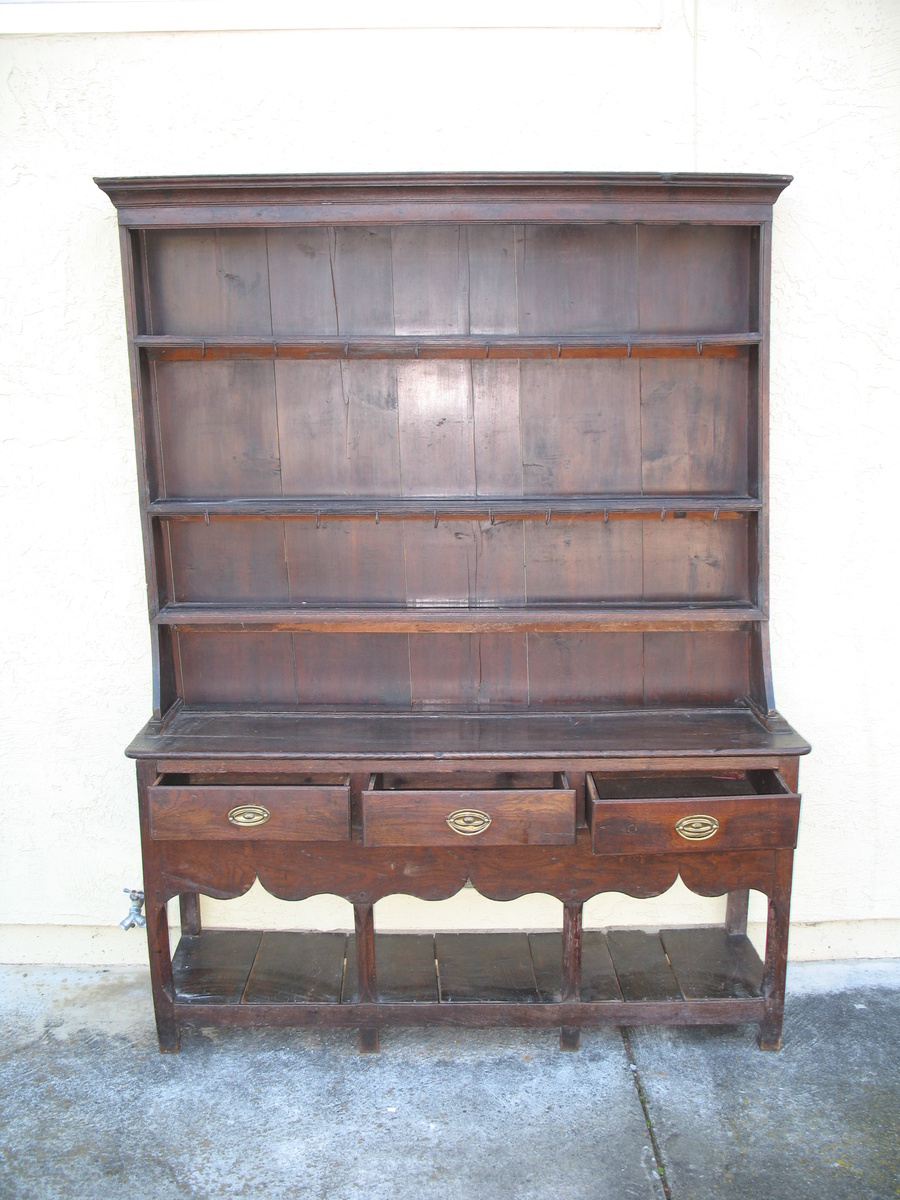 I wish I knew what type of old English furniture these are - Furniture