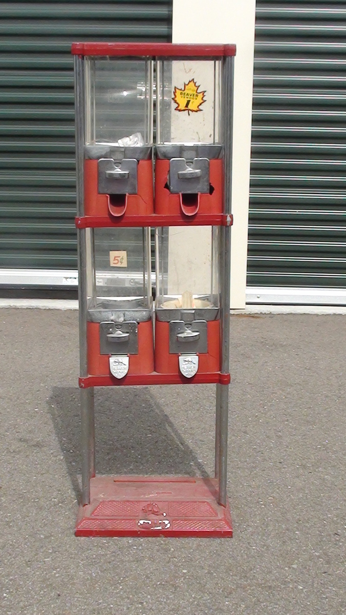 BEAVER CANDY MACHINE