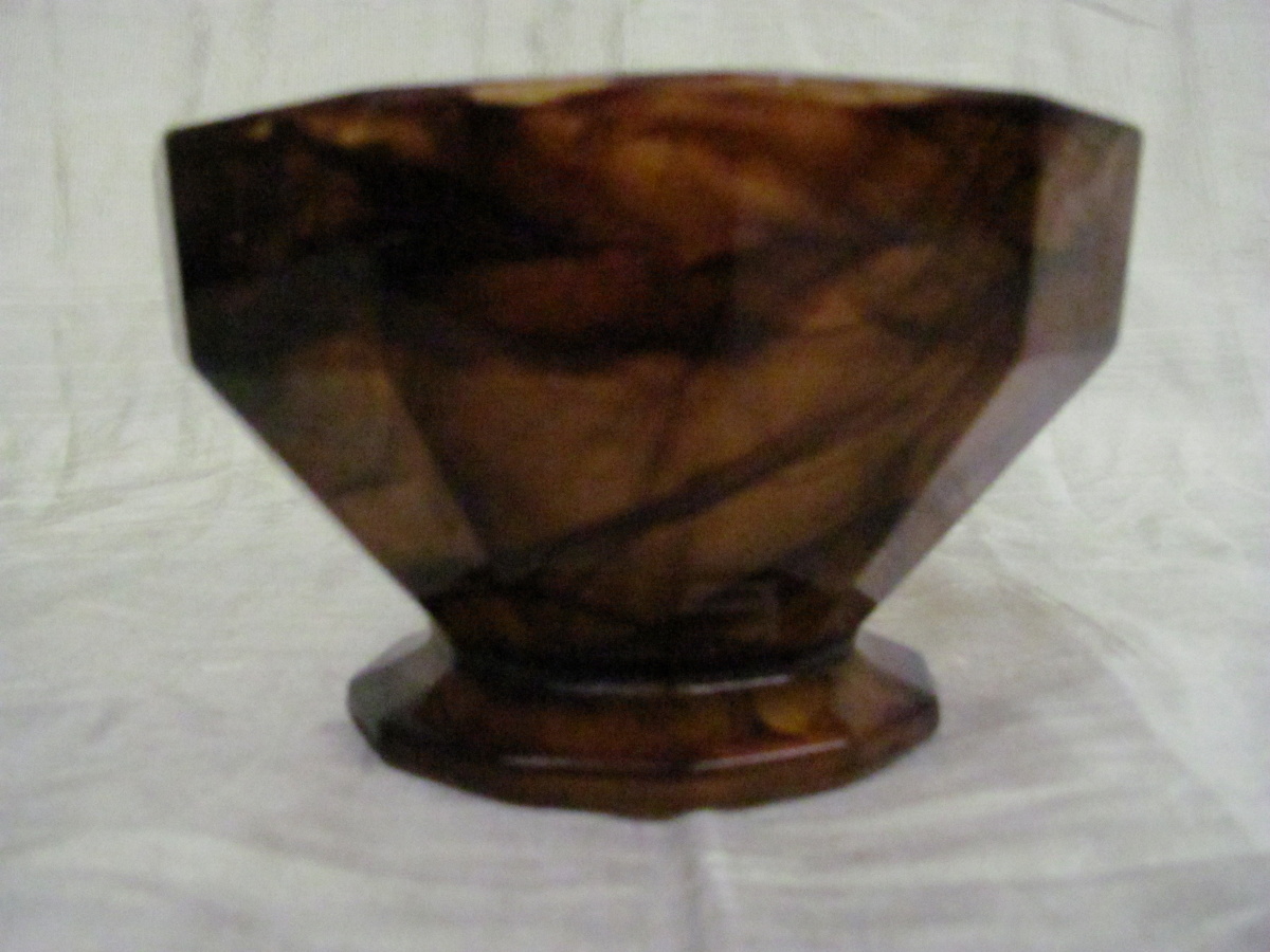 Brown glass bowl - Art Glass