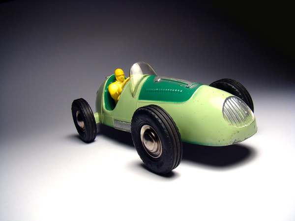 RENWAL #8009 DIECAST INDY STYLE TOY RACE CAR from 1955!