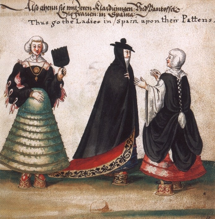 denna akvarell från 1540 visar spanska kvinnor i pattens, plattformskor som föregick chopines och ursprungligen användes över dyra skor för att skydda dem från gatukläder. Dyra plattformar som dessa blev så småningom sin egen betydelse för status. Via Museo Stibbert, Florens.
